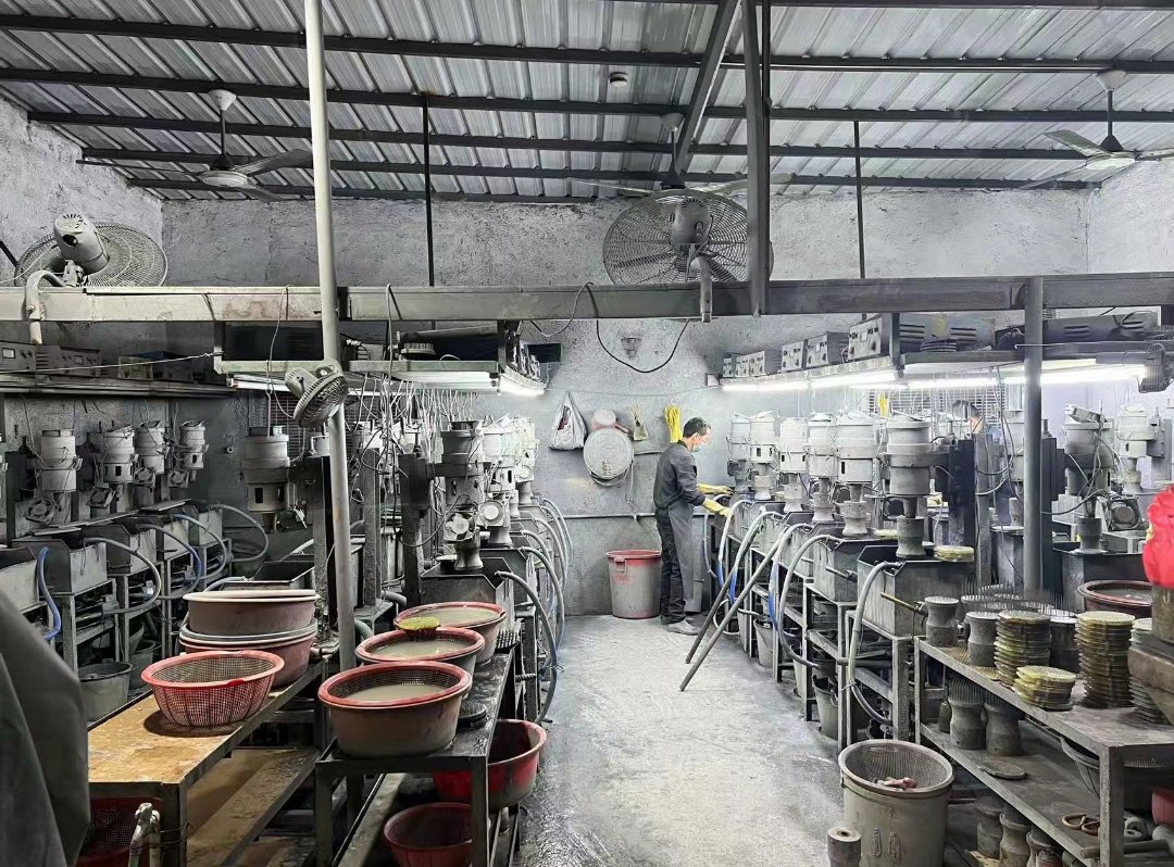 Donghai Crystal Market - SENINIO's Hometown